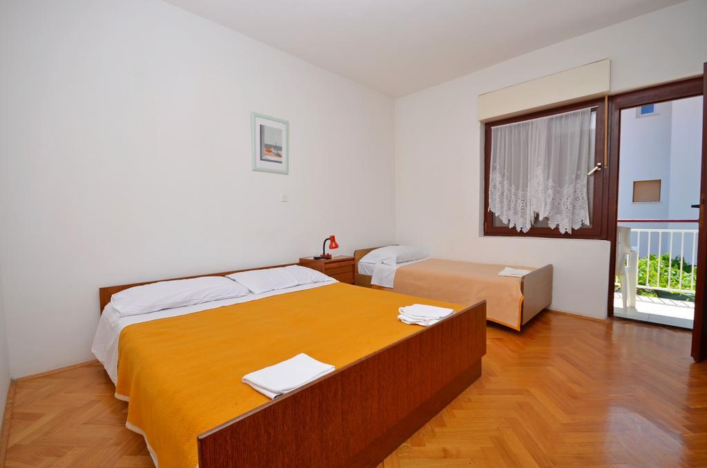 Apartments Branko Vodice Exteriör bild