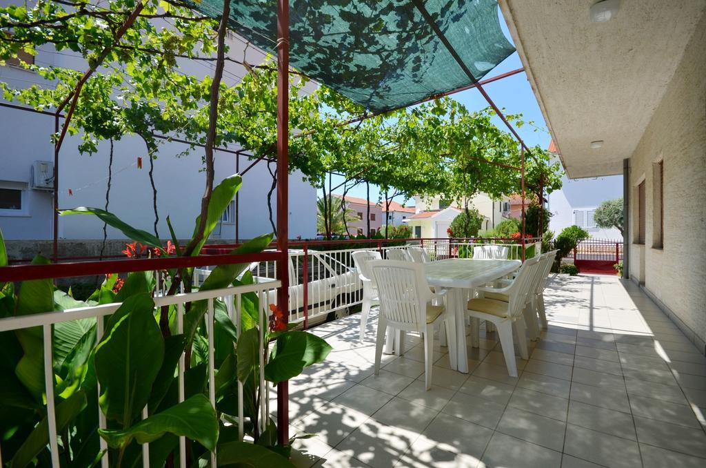 Apartments Branko Vodice Exteriör bild