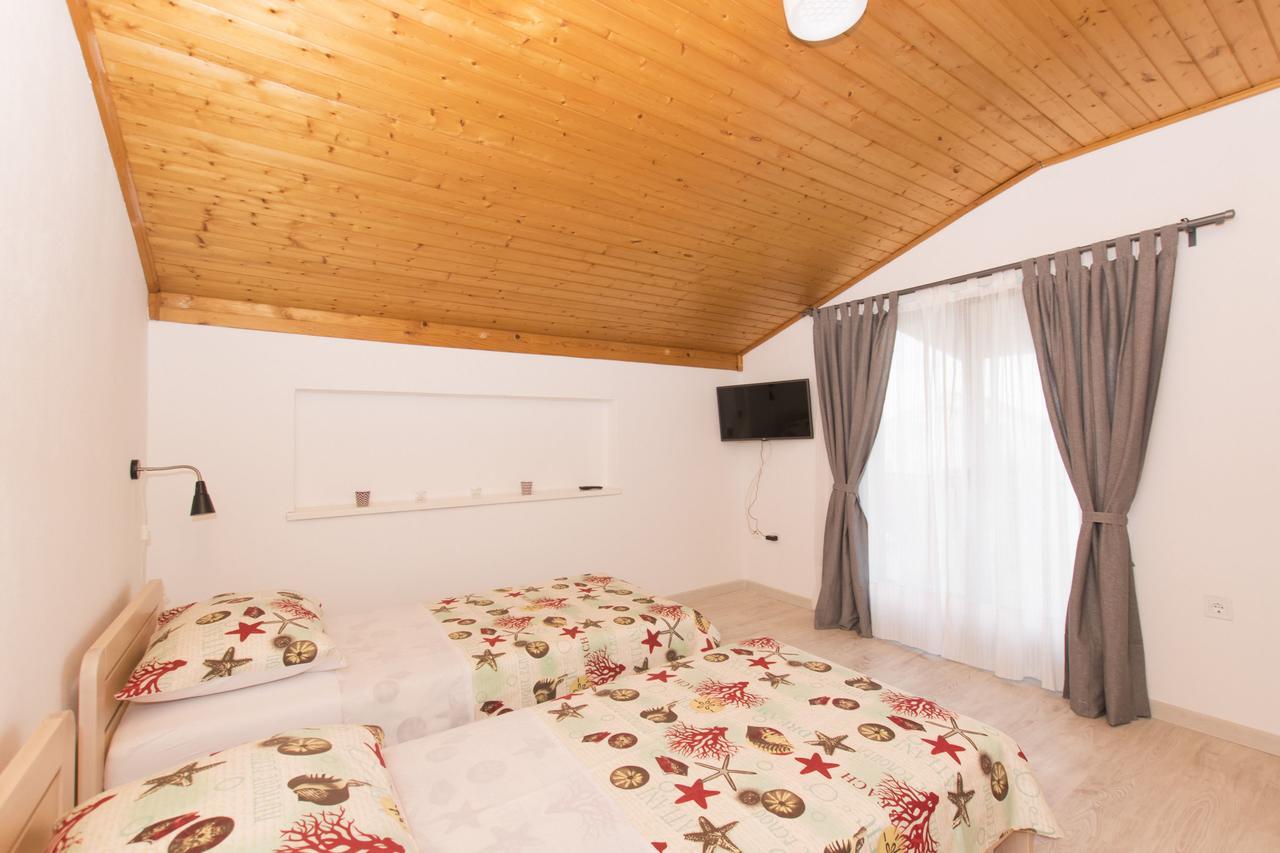 Apartments Branko Vodice Exteriör bild