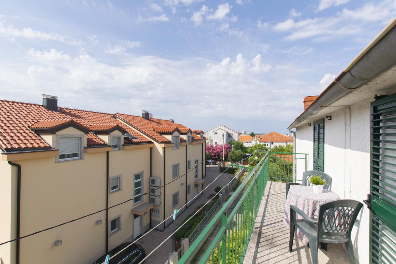 Apartments Branko Vodice Exteriör bild