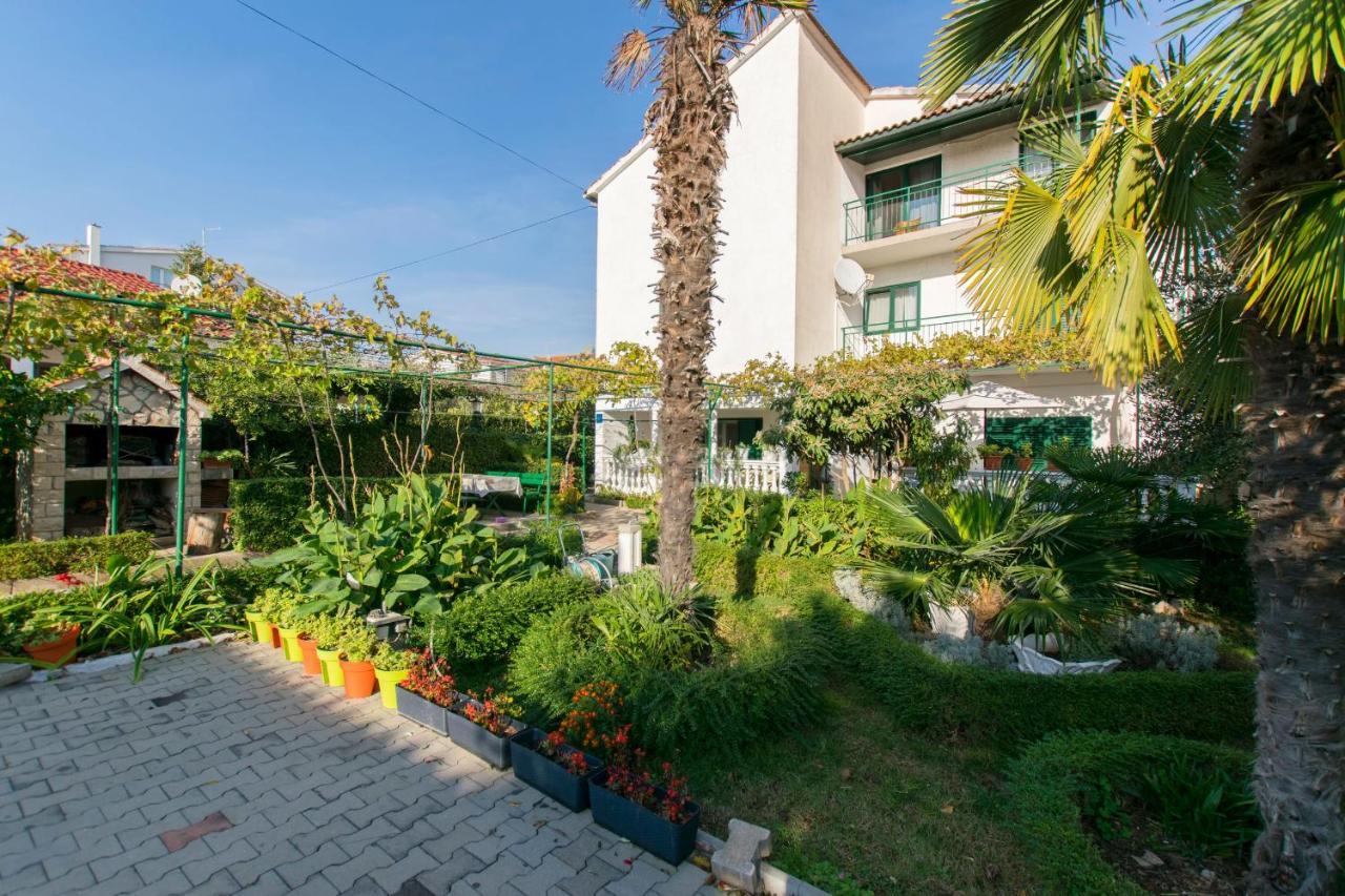 Apartments Branko Vodice Exteriör bild